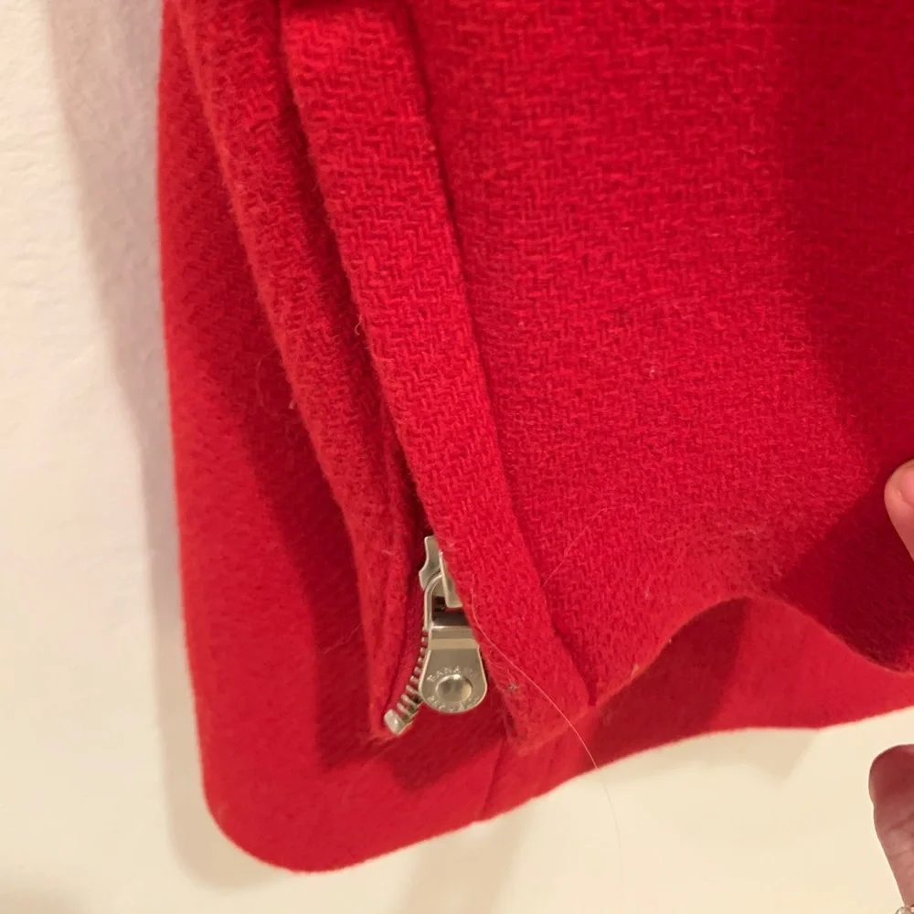 Red fitted Winter Jacket - Picture 4 of 5